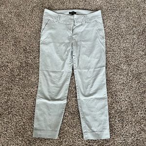 Ann Taylor Ankle/Cropped Light Grey Work Pants Size 8
